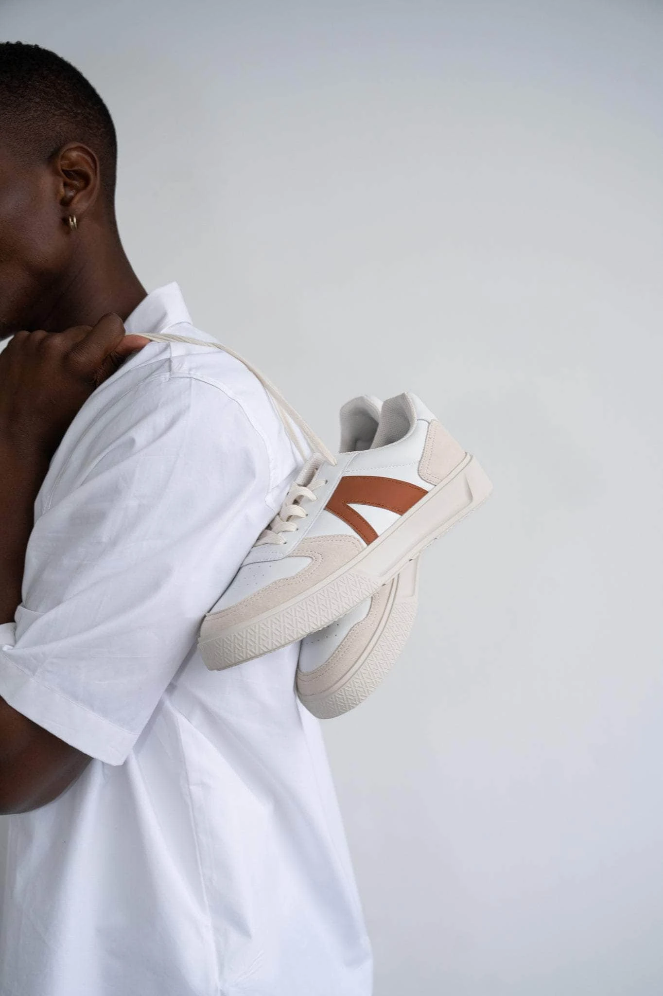 Uncover | White Amber Brown | Men 10 Uncover | White Amber Brown | Men - Image 8